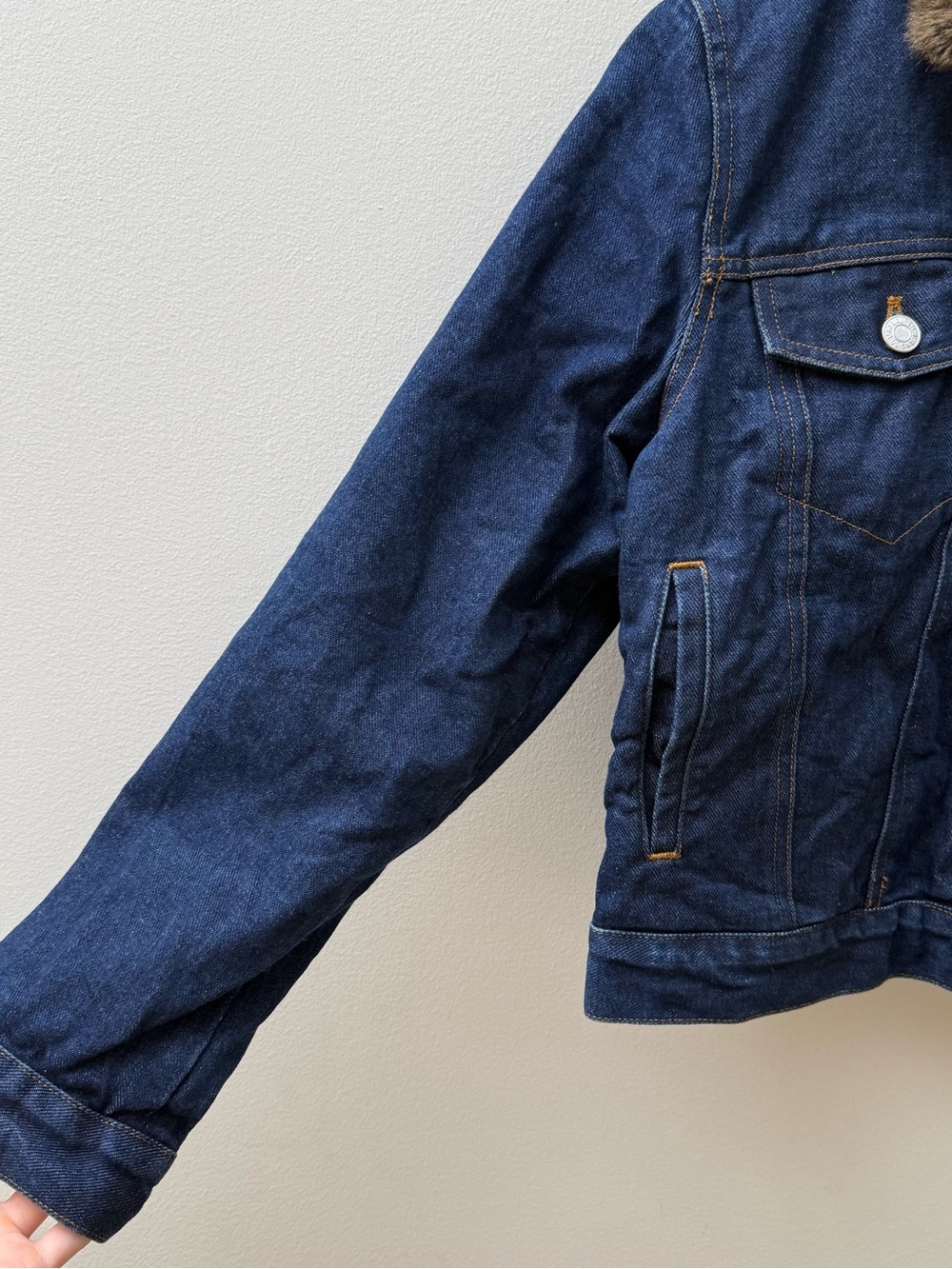 Vintage Ralph Lauren Dark Blue Denim Jacket with Brown Faux Fur Collar - Picture 5 of 12